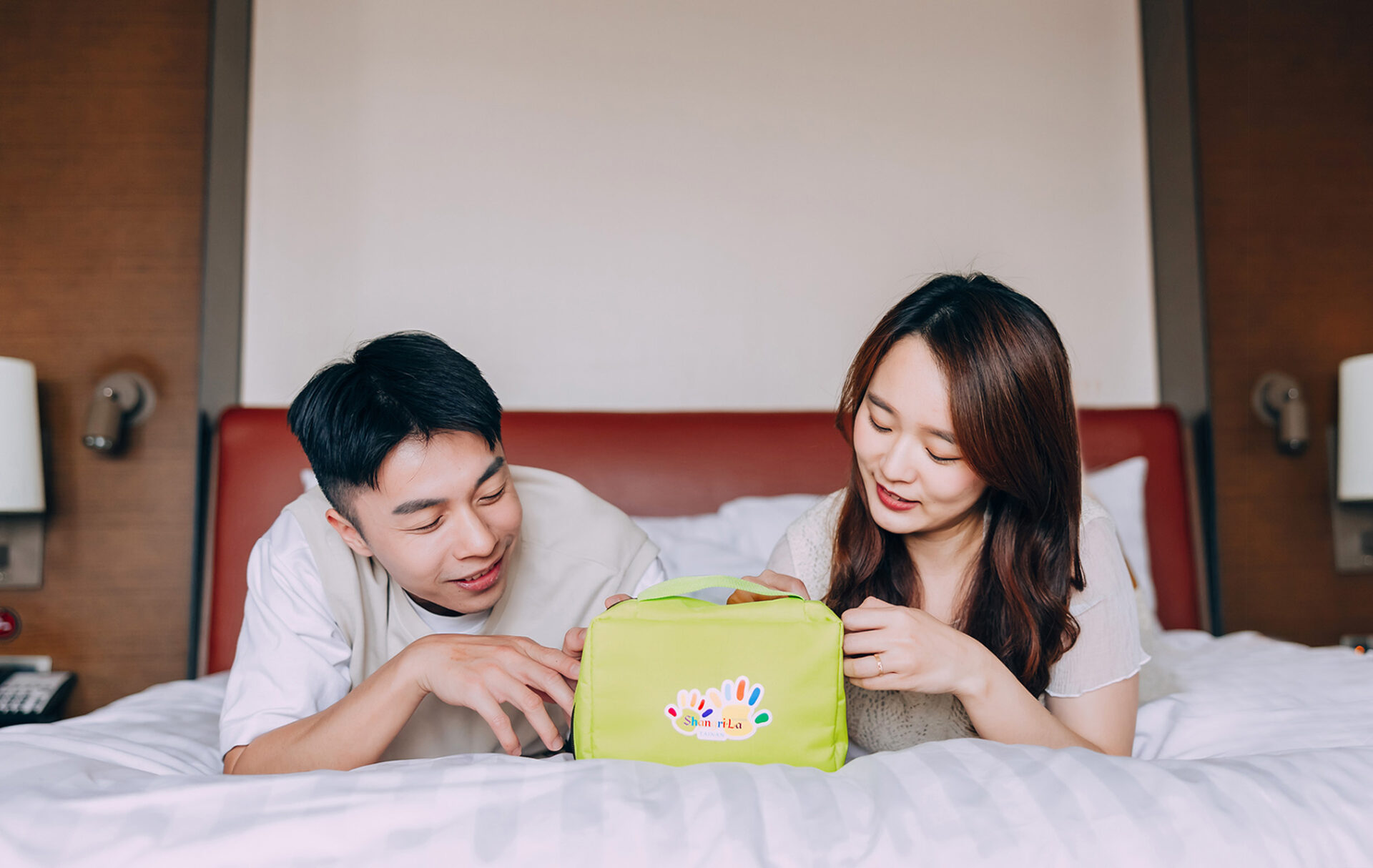 台南遠東香格里拉期望透過友善環境的「愛旅行．”袋”著走」住房專案，邀請旅客一同以行動支持永續旅遊！