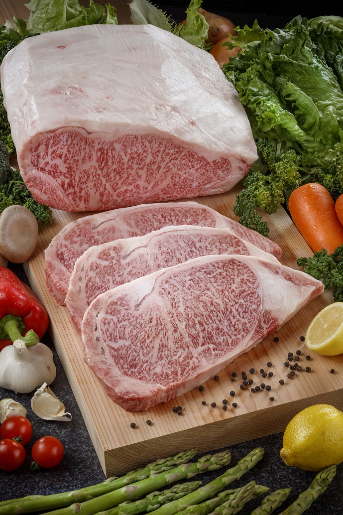 日本a5和牛 紐約客.沙朗牛排情境圖(美福食集)