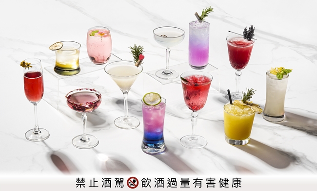 650圖片六 除了粉色系無限暢飲酒單，另外還有以雪樹伏特加為基底的隱藏版酒單