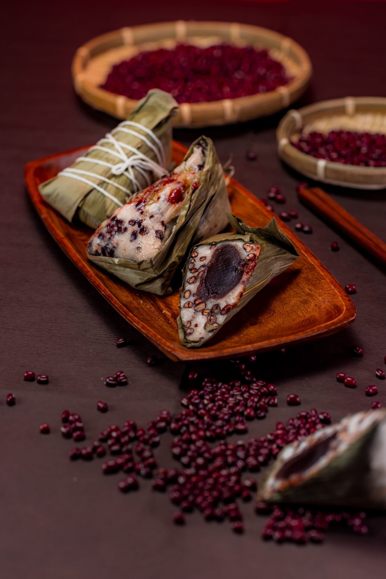 圓山打造私房夫人口味，將經典「紅豆鬆糕」入粽，預期將成為考試季「高中」首選。（圖／圓山大飯店提供）