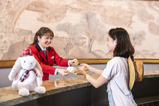 650夢遊香格里拉 實境遊戲度假趣 《超越奢華五星》入住香格里拉享受完美假期，璀璨美景下體驗解謎樂趣