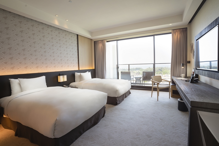 900台南大員皇冠假日酒店 豪華房雙床陽臺