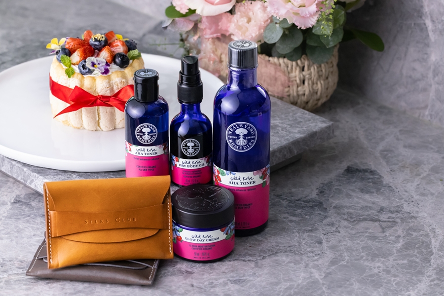 900圖1.晶英國際行館首度攜手天然有機保養先驅neal's Yard Remedies推出亮采好馨情母節限定住房專案silks Club 晶英國際行館