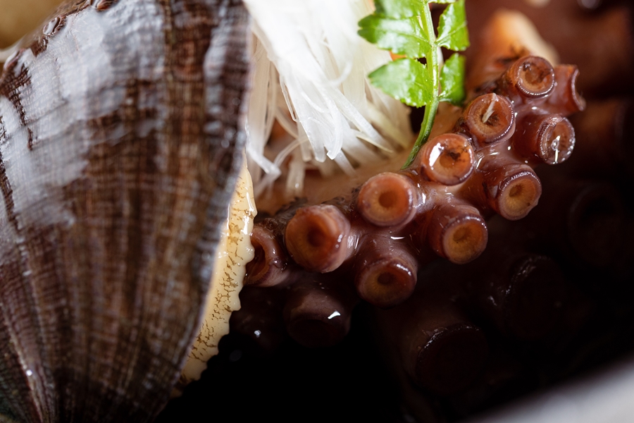 900甲殼佃煮(2)。圖／飛花落院提供