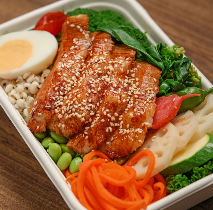 晶華 元氣日式松阪豬餐盒,每份439元