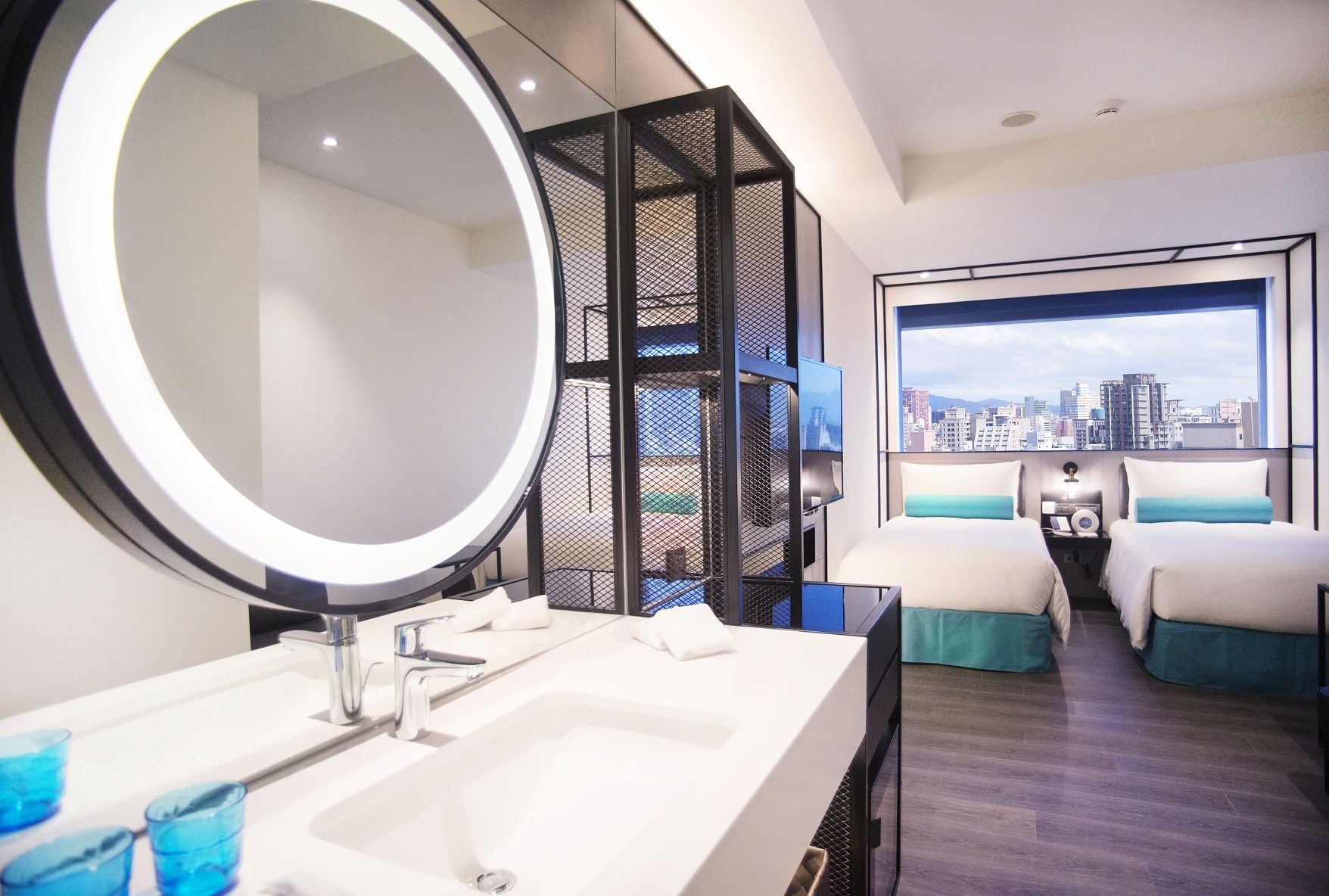 距離大稻埕15分鐘車程的台北凱達大飯店於「2023大稻埕夏日節」期間推出「夏樂大稻埕」住房專案，平日每房2,699元起