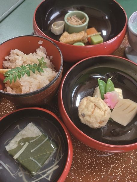 90020230418 120621 Cmyk