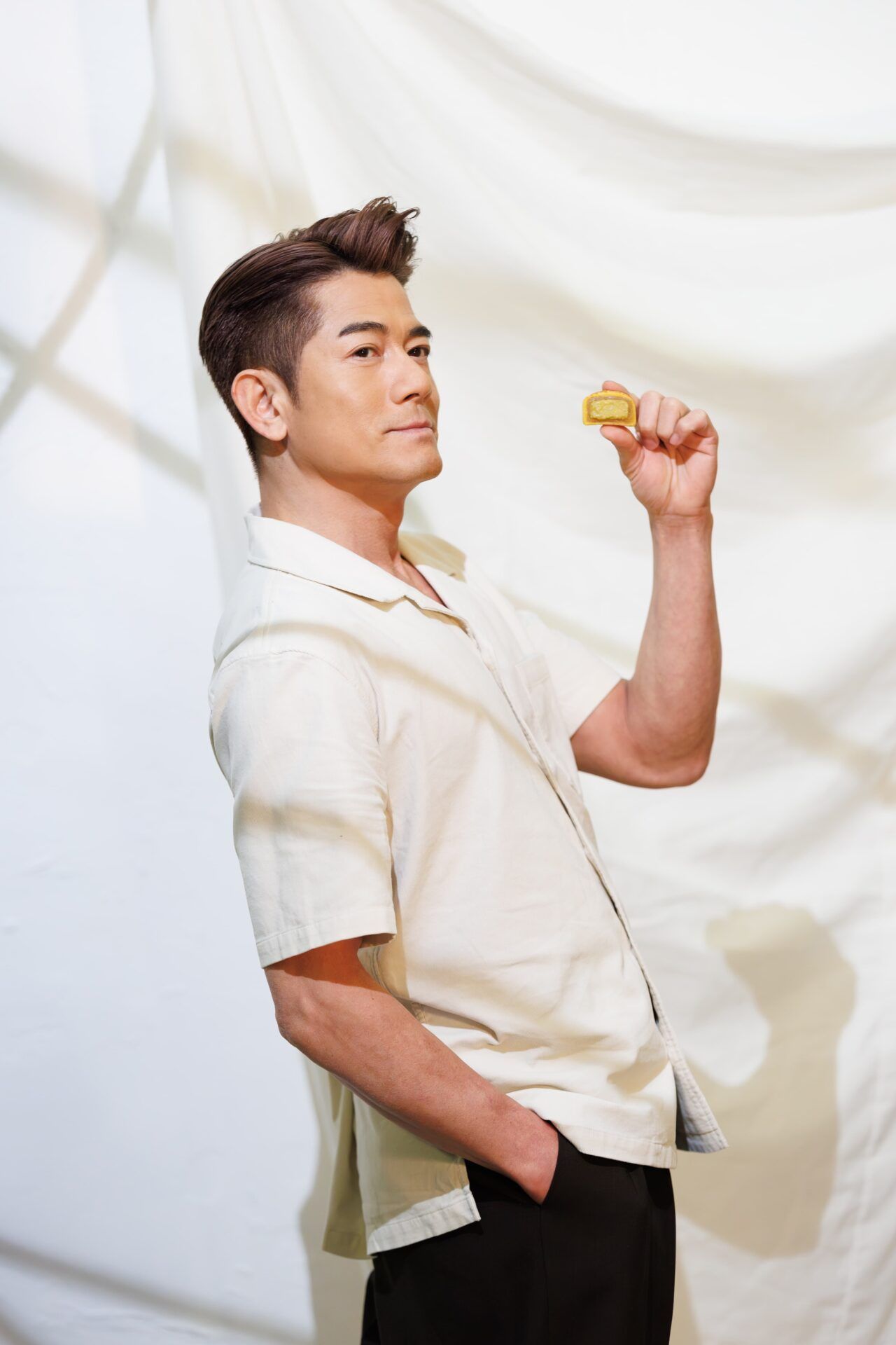 【圖說：香港美心月餅攜手天王郭富城，透過音樂、舞蹈翻玩演繹廣告主題曲《想見便遇見》，共同詮釋「從心從新 快樂團圓」的概念。】 2