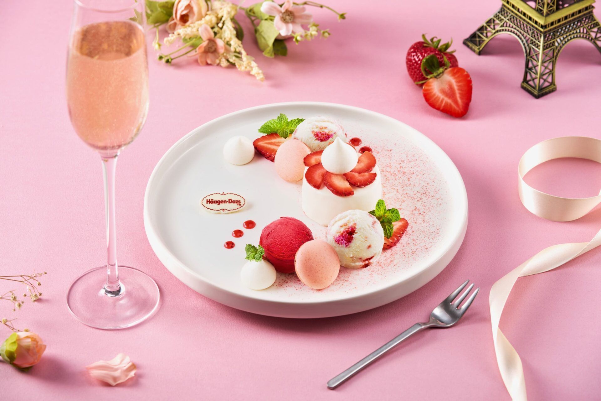 限定pierre Hermé大師聯名盤餐─ 賦予中秋前夕更多浪漫時光