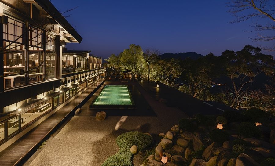 900戶外景色。(圖／飛花落院提供)