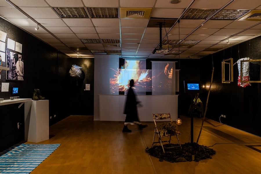 90010 當期展「尋根，血液裡的故事」展出藝術家尤幹‧尤勞的作品batu