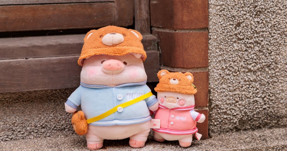 【罐頭豬lulu旅行系列新品】「lulu Is Ready ! 毛絨公仔」與「毛絨掛件扣」，兩隻罐頭豬lulu手牽手出遊去！ 2