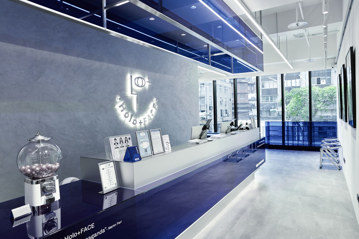 誠品生活新店｜holo+face（此為示意，非實際店景）