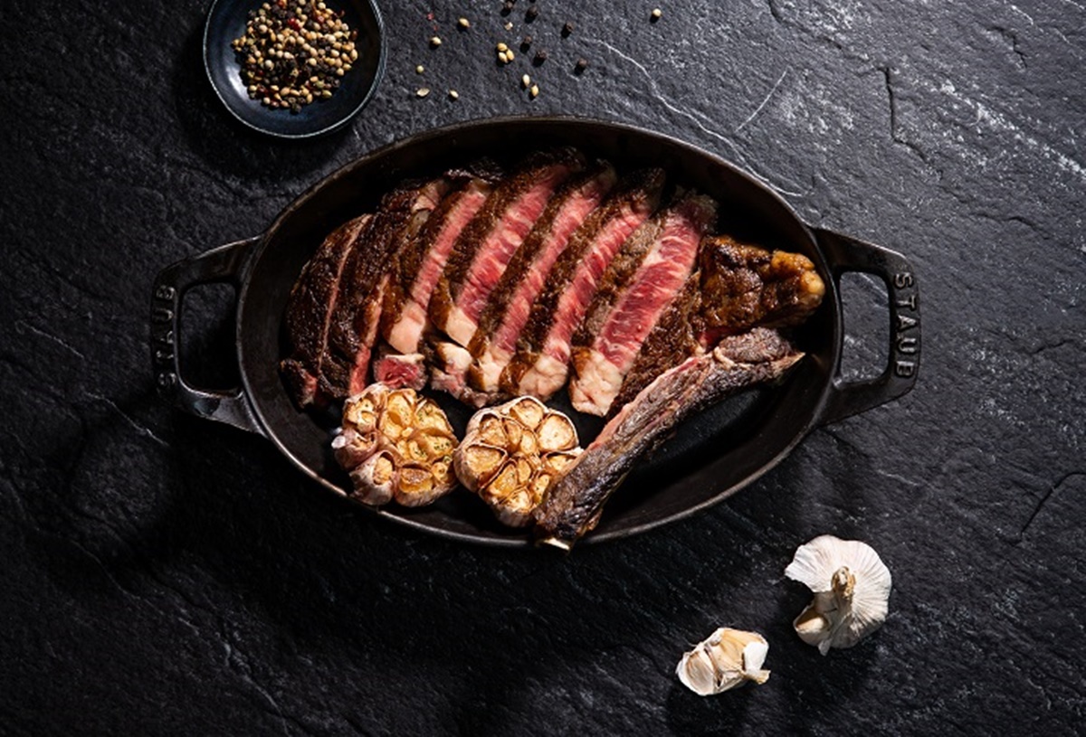 5d52350f56974c9b82ac182e438caece A Cut