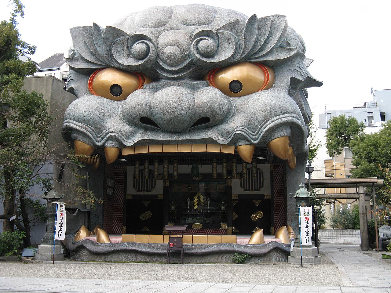 Namba Yasaka Jinja Shishibutai