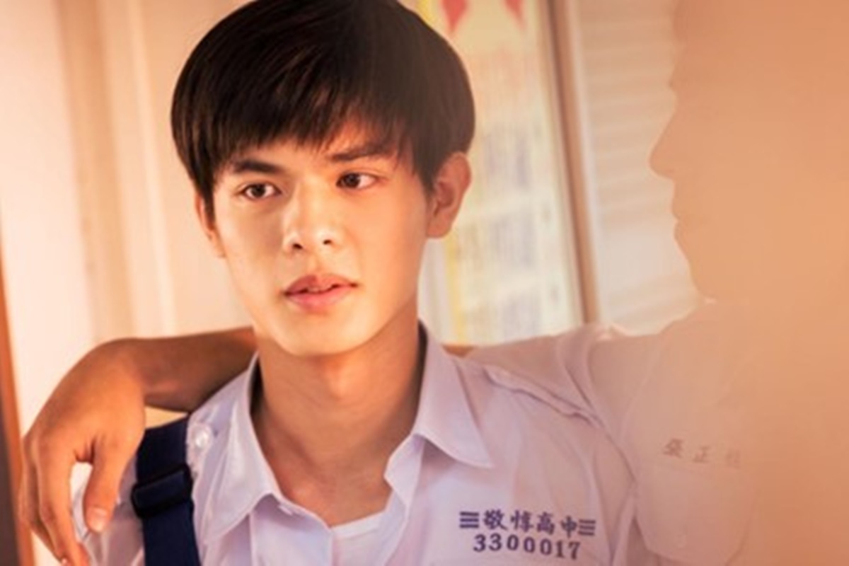 程翔 17歲，正恆從小到大的朋友。（邱以太飾）