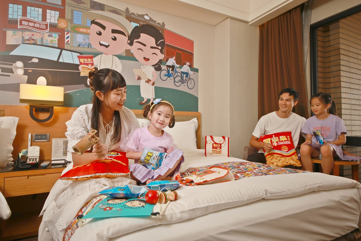 4.【福容花蓮店】主題房附贈復古童玩組、聯名可樂果