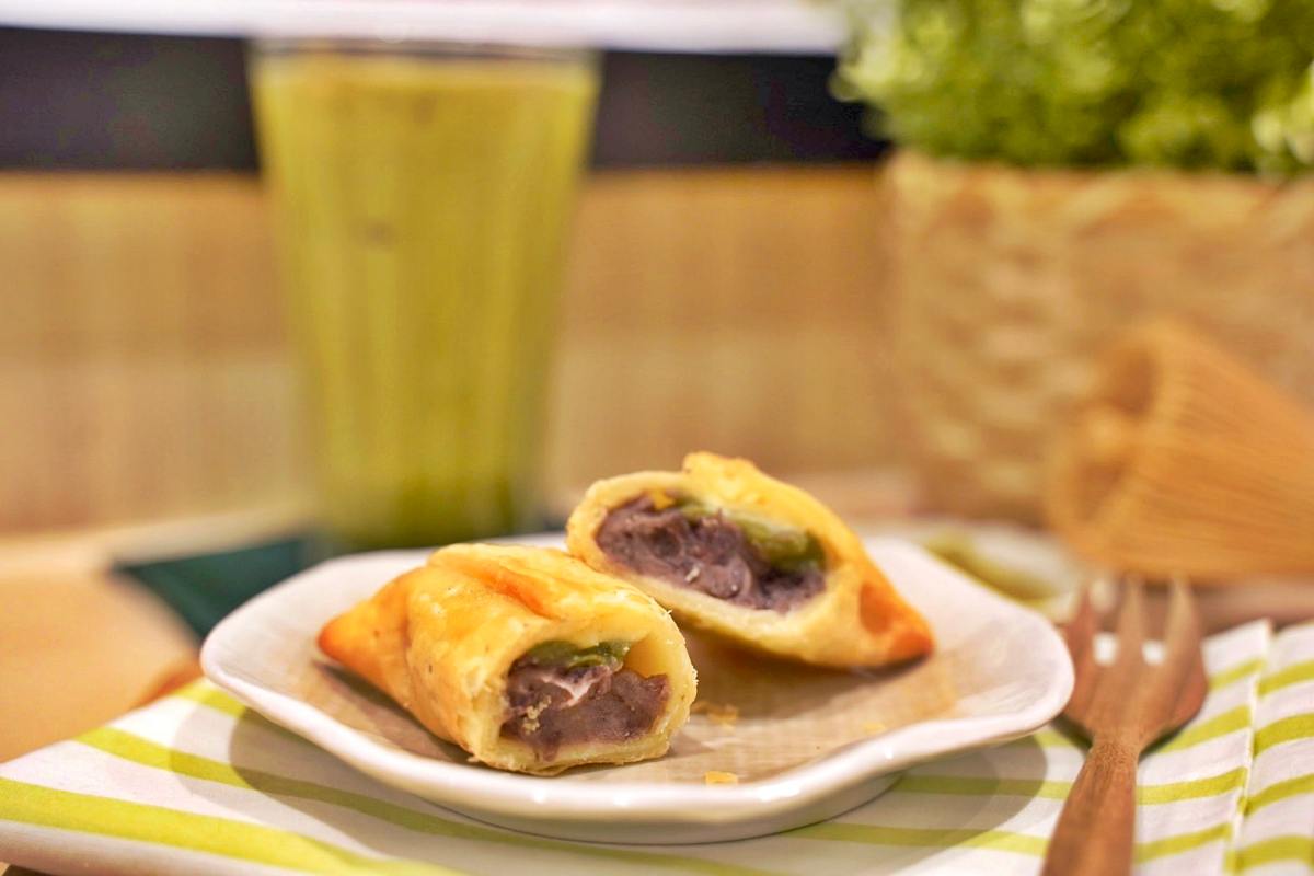 Batch 摩斯漢堡 抹茶紅豆米派 情境照2