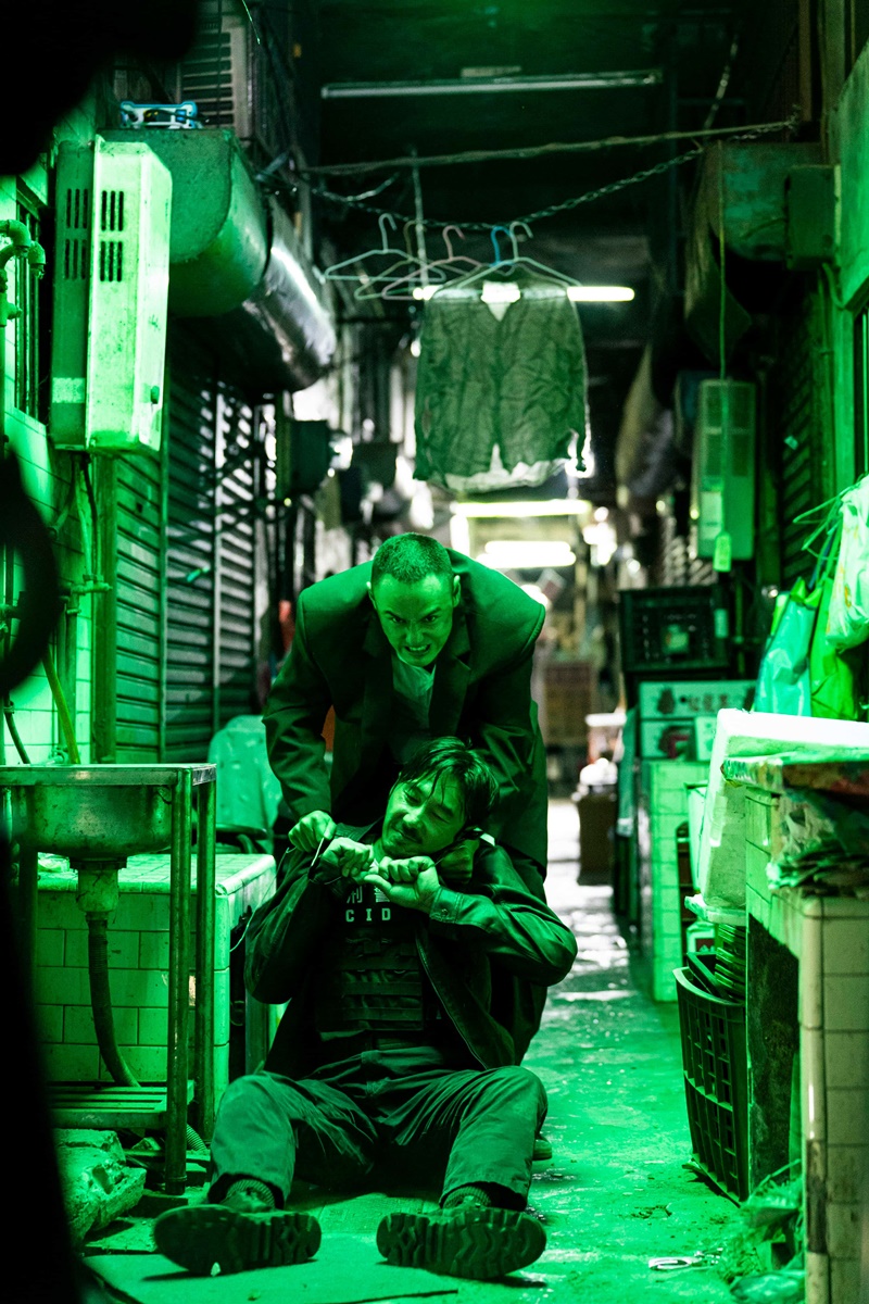 《周處除三害》李李仁飾演的警探陳灰，追逐亡命之徒陳桂林從頭打到尾／一種態度電影股份有限公司