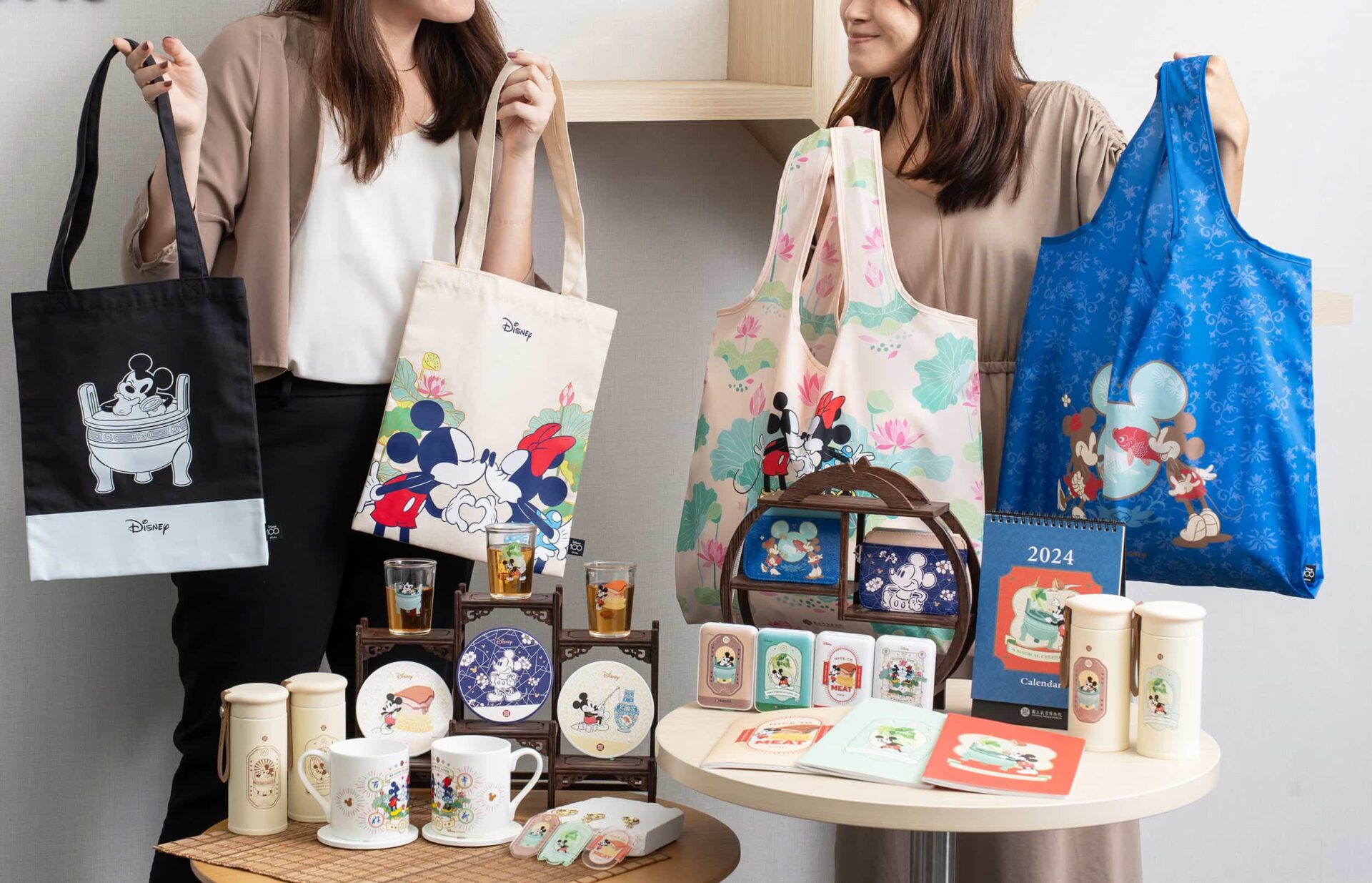 圖1.限量首發！故宮推出多款迪士尼百年跨界合作系列新品！