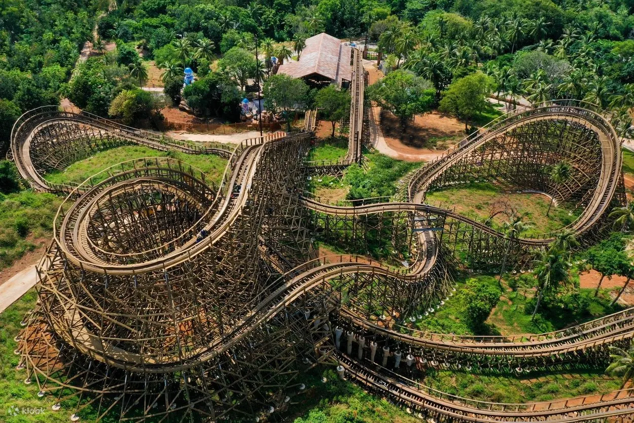越南富國島 世界最長木造雲霄飛車 Klook