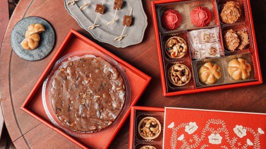 Article Cover New Year Gifts 2024