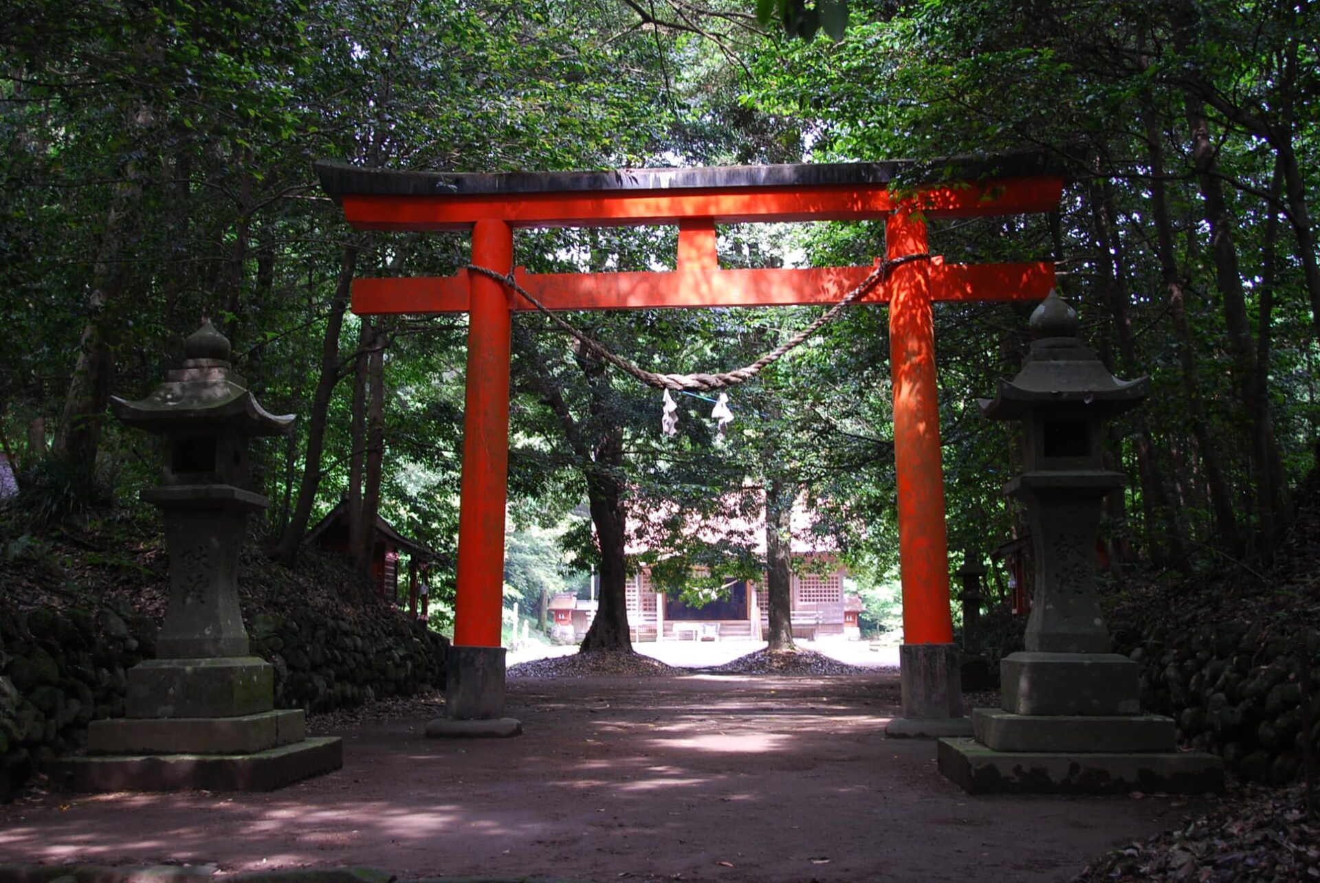 【遊日本有限公司】日本旅遊九州宮崎縣小林市霧島岑神社