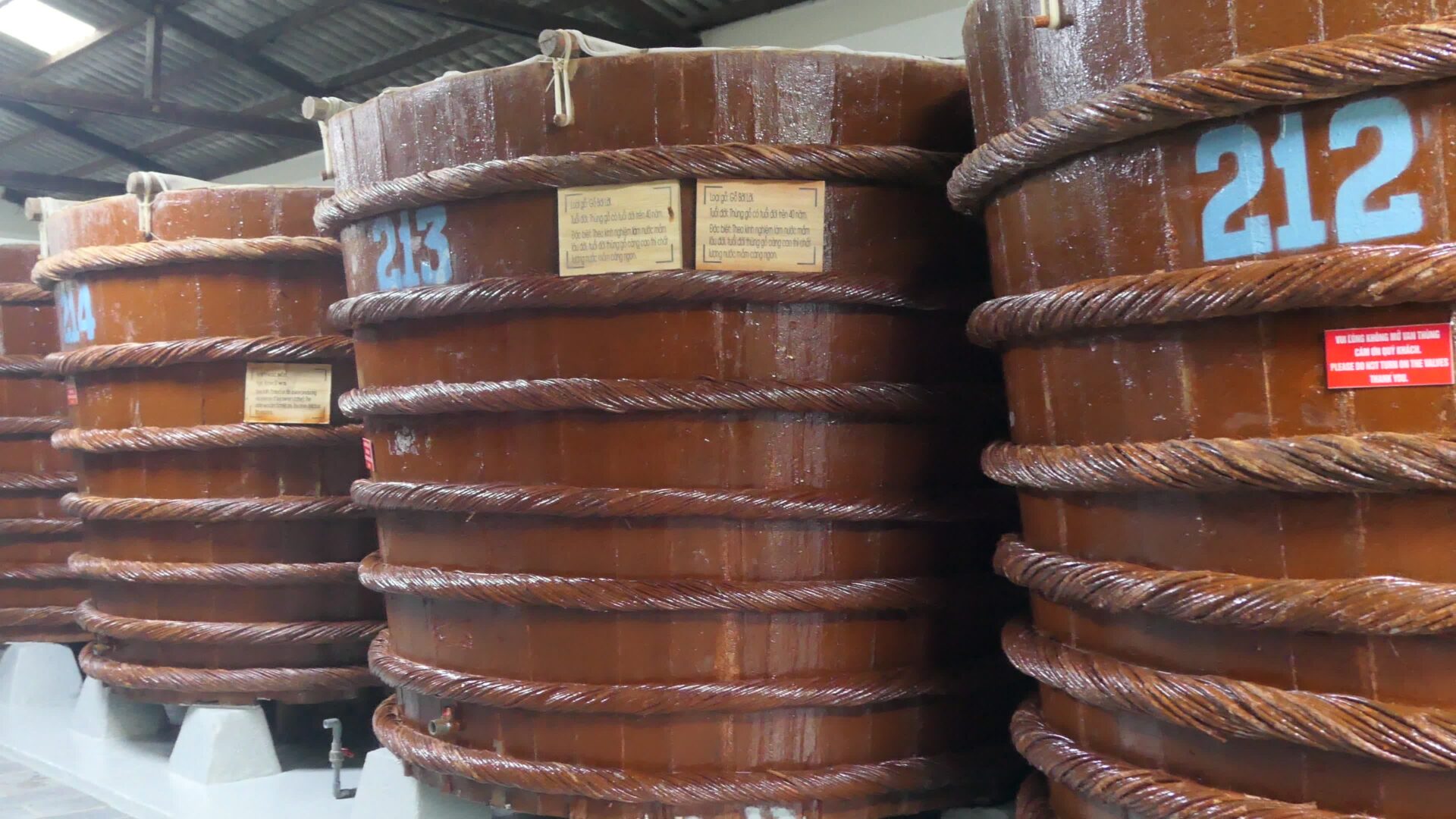 【akasha Wu】越捷航空越南富國島魚露桶