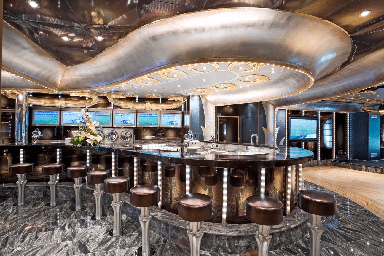 【klook】最好的情人節禮物是來一場浪漫的出國旅行(圖5) 若擔心情侶出國安排行程有摩擦，搭郵輪輕鬆玩為最佳選擇之一