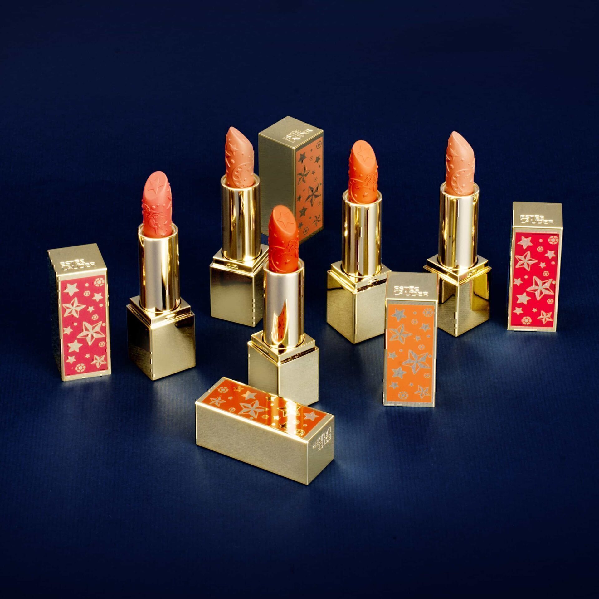 冬季化妝品推薦 唇膏10 【valentino Beauty】2023高訂白金聖誕系列 緞面唇膏100r $1,500 (2).png 的副本