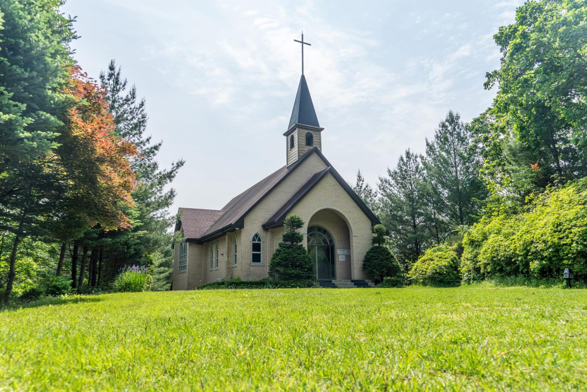 韓國旅遊溫泉推薦 水安堡溫泉 水安堡聖峰禮拜堂 Shutterstock 2025186932.jpg 的副本