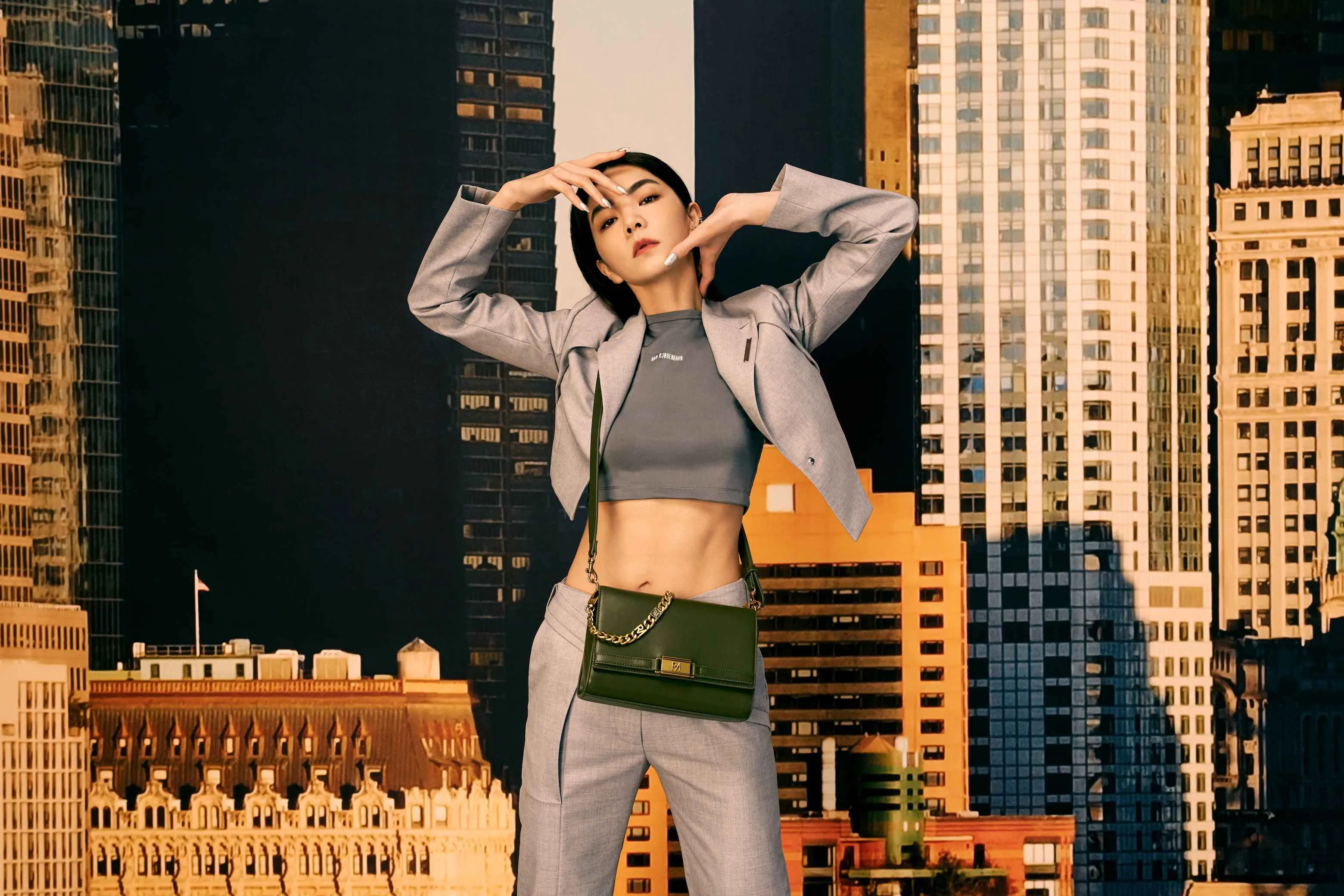 【機場穿搭】ella為rm代言人