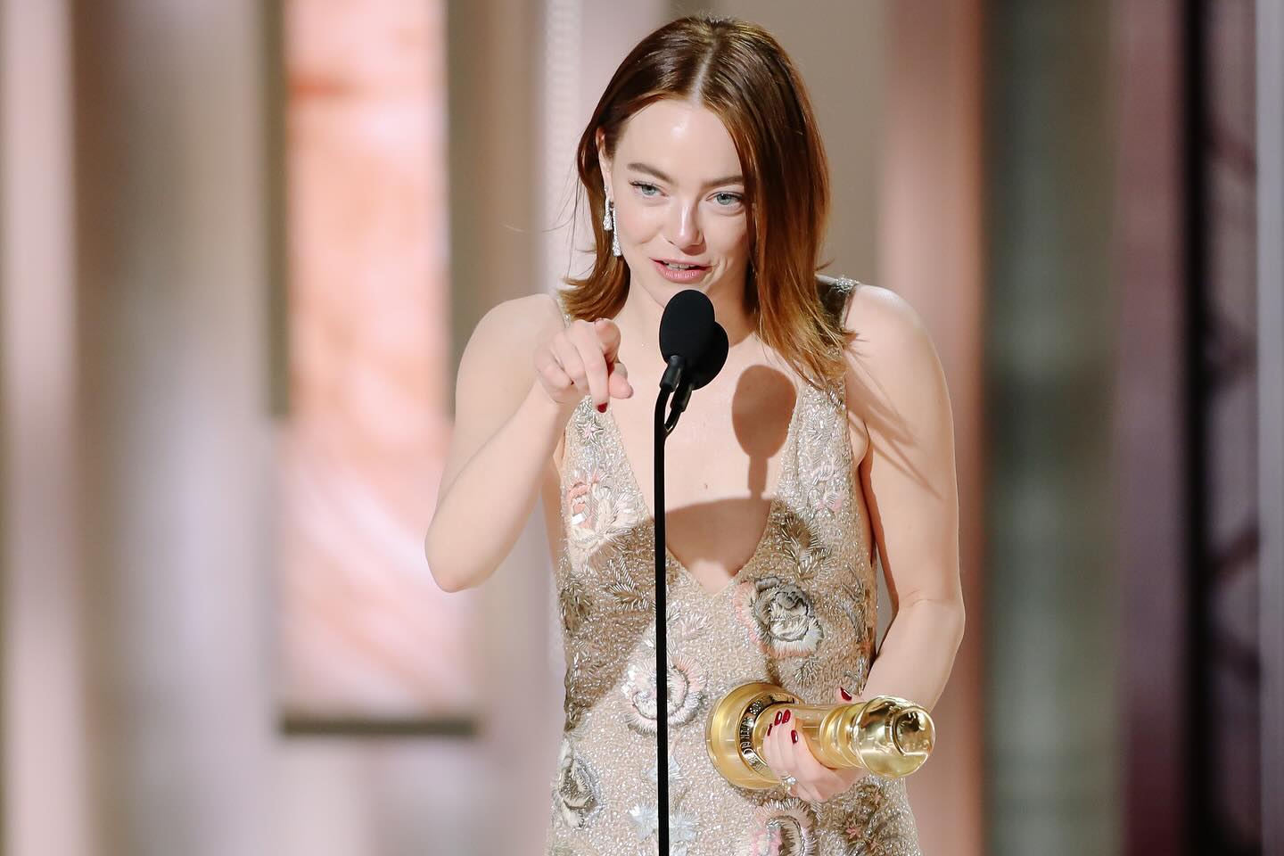 【翻攝imdb】出道多年的好萊塢女星艾瑪史東，日前甫憑《可憐的東西》榮獲金球獎，演技備受評論家肯定。