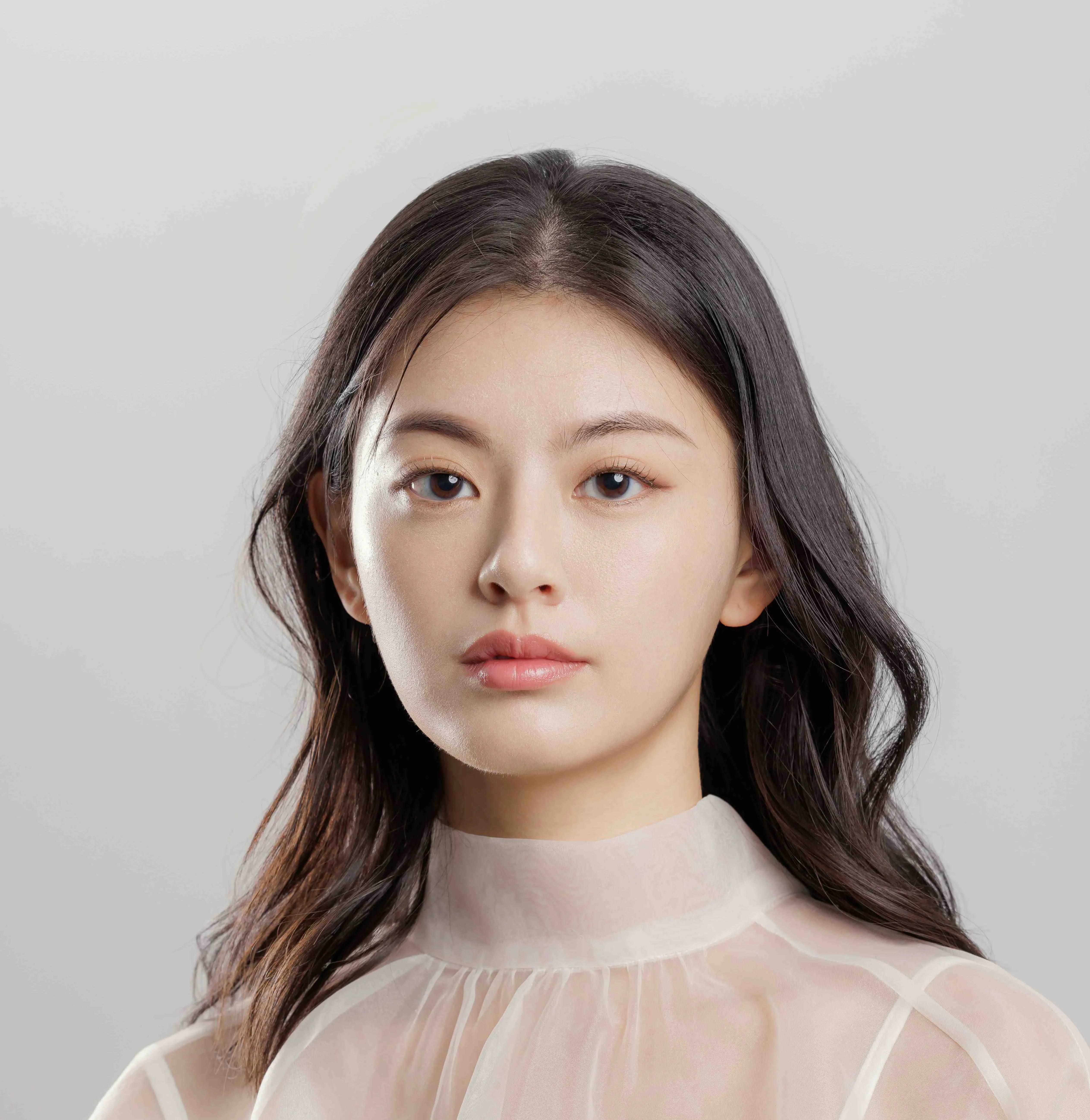 【maquilage】心機彩妝模特兒演繹妝容 2024春夏彩妝