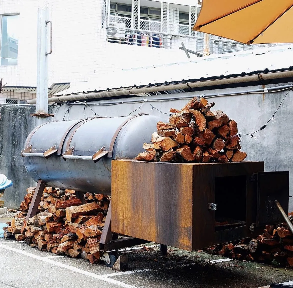 【celebrate Bbq】春節美食過年美食台中park2草悟廣場圖3 Celebrate Bbq德州偏移式煙燻爐