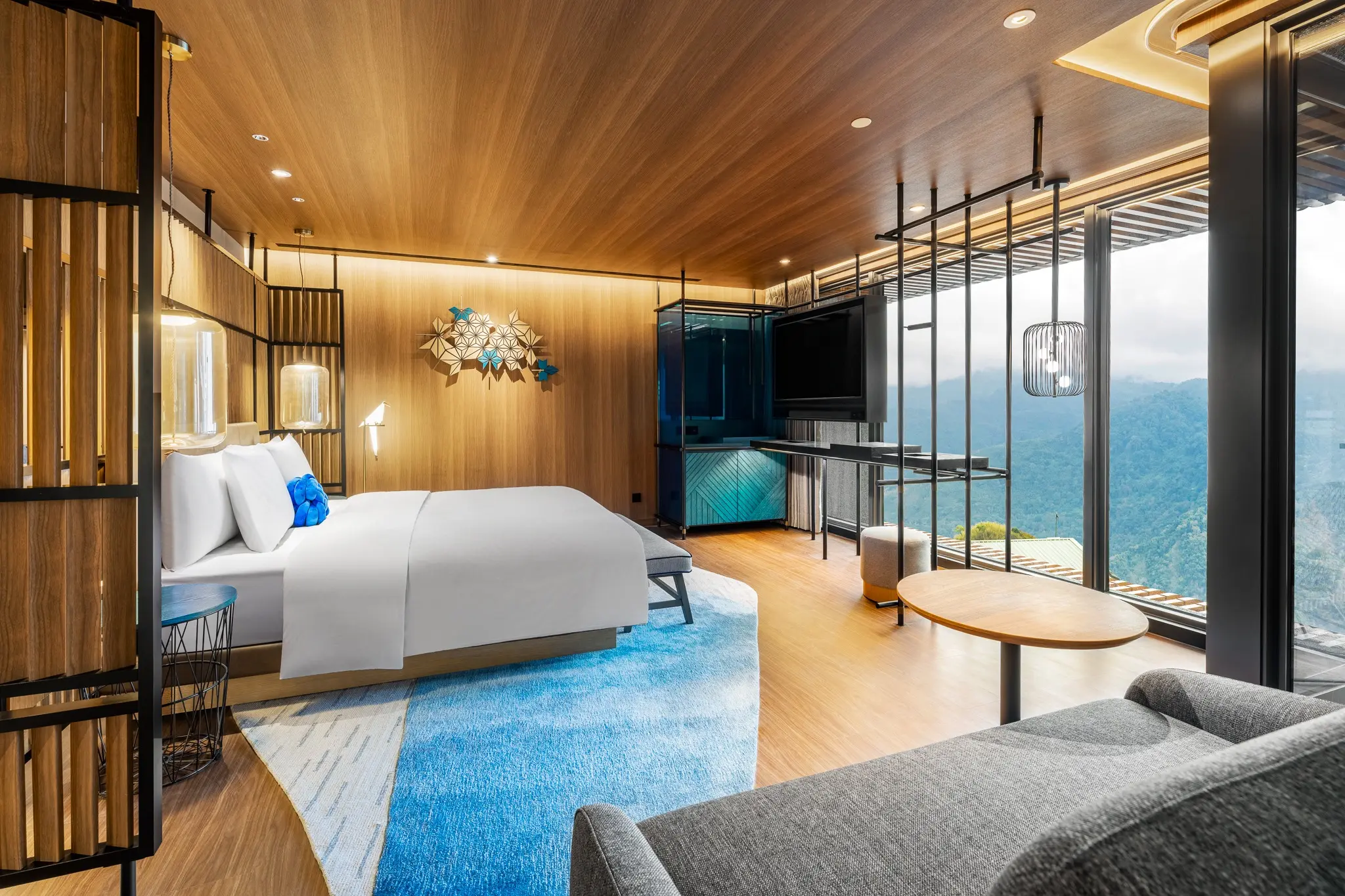 【阿里山英迪格酒店】開放式套房 大床 臥室