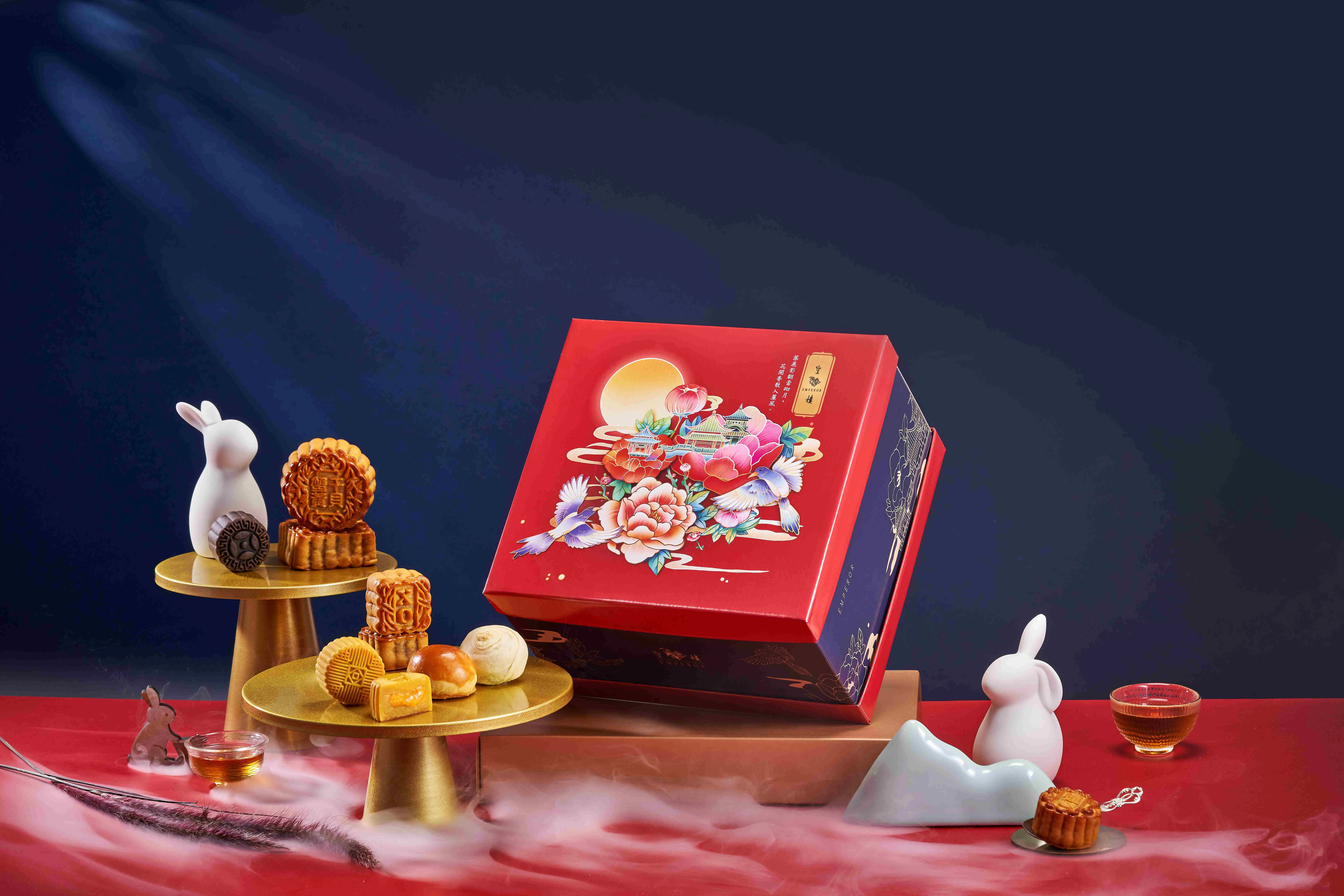 【2024中秋禮盒推薦皇樓】皇2024花饗皇極三層禮盒 情境圖