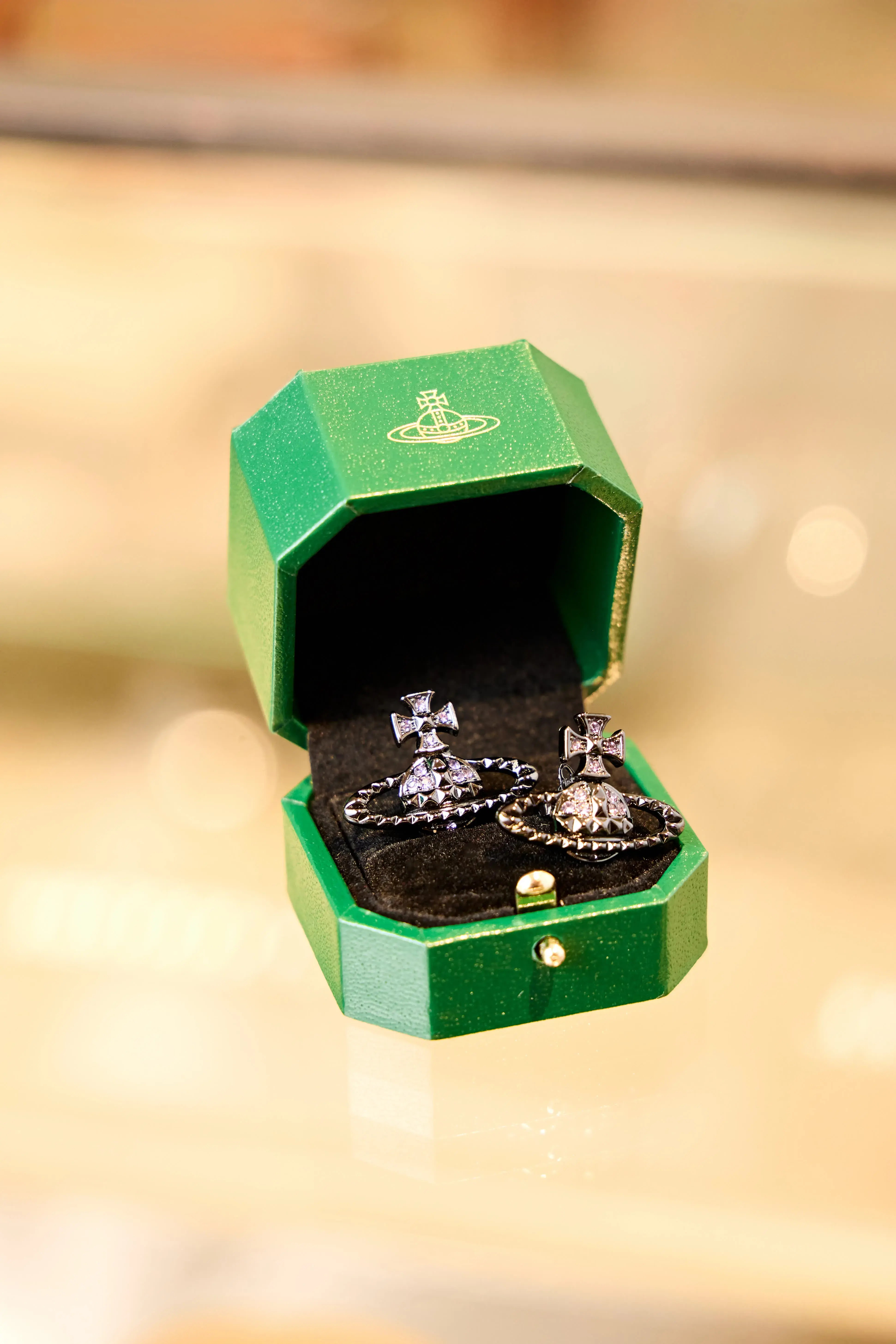 Vivienne Westwood信義區快閃店img 0011