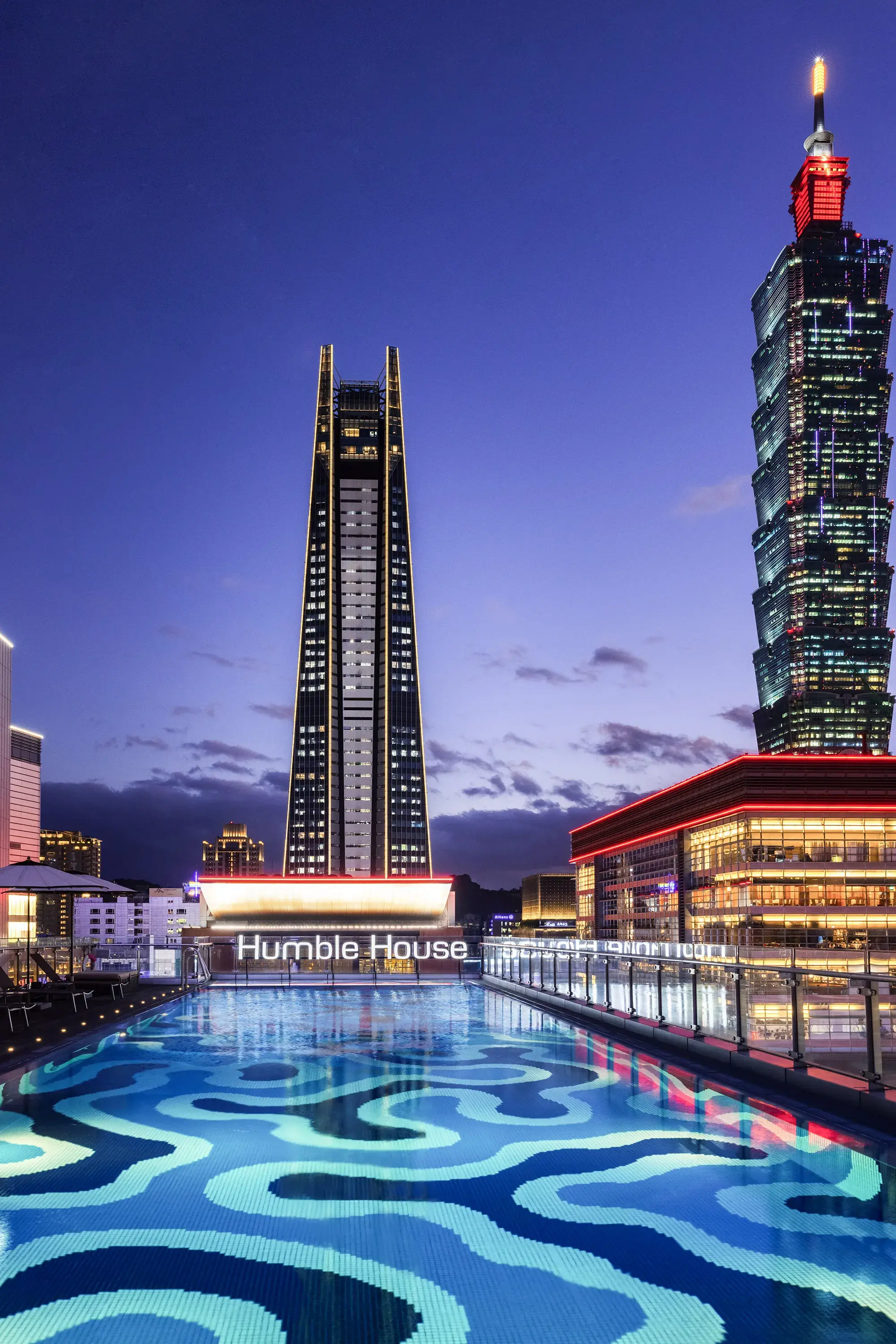 2025跨年旅宿 台北艾麗酒店7f戶外泳池夜景