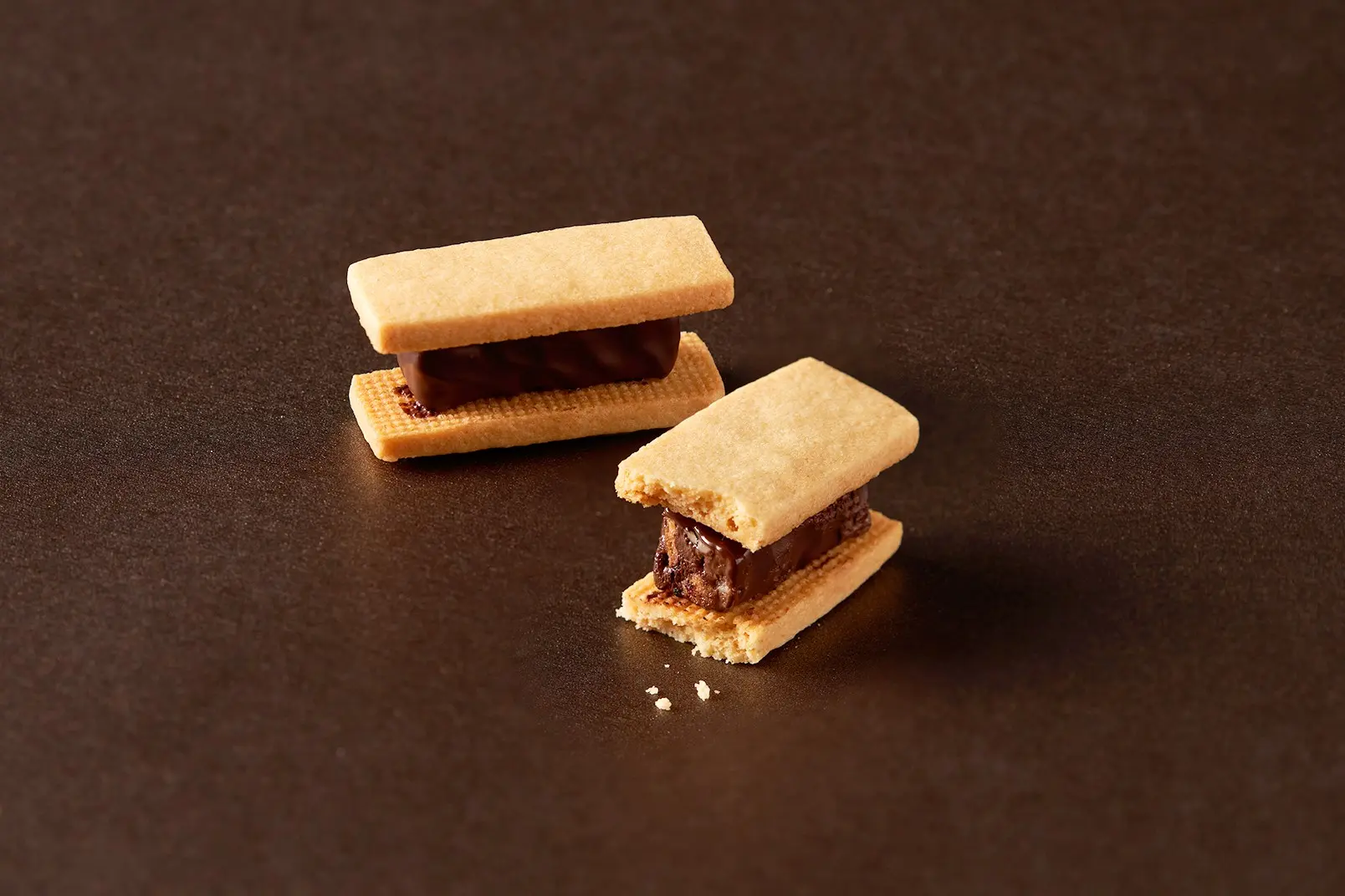 七見櫻堂新品【七見櫻堂】堅果生巧厚夾心餅