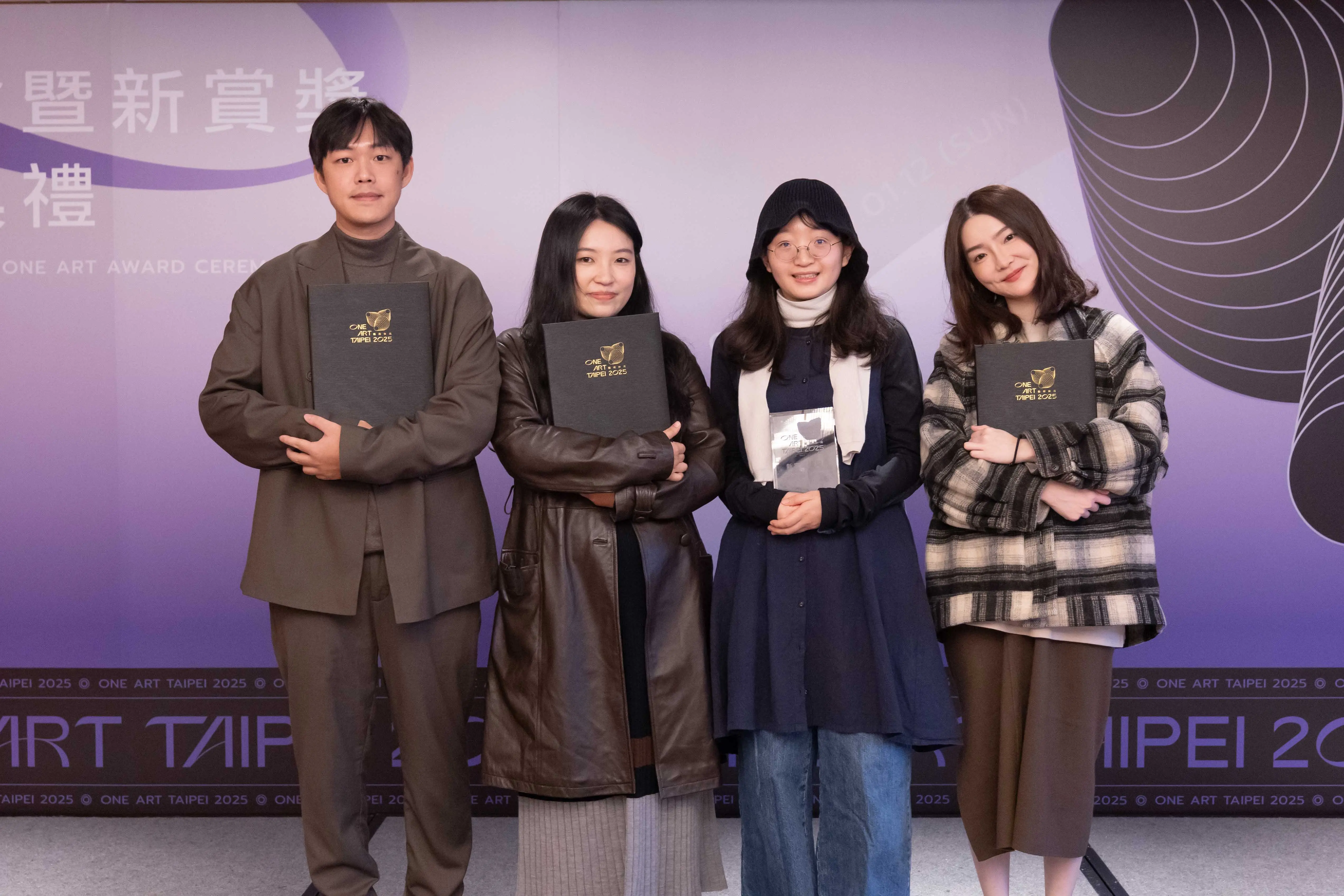 頒獎典禮【新賞獎記者會】新賞獎得獎藝術家 鍾子逸 李育昇代領 彭思錡 蕭珮宜