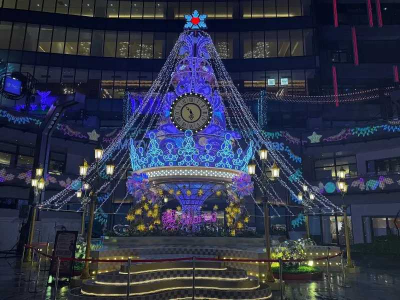 台北統一時代【周羿庭攝】聖誕主樹