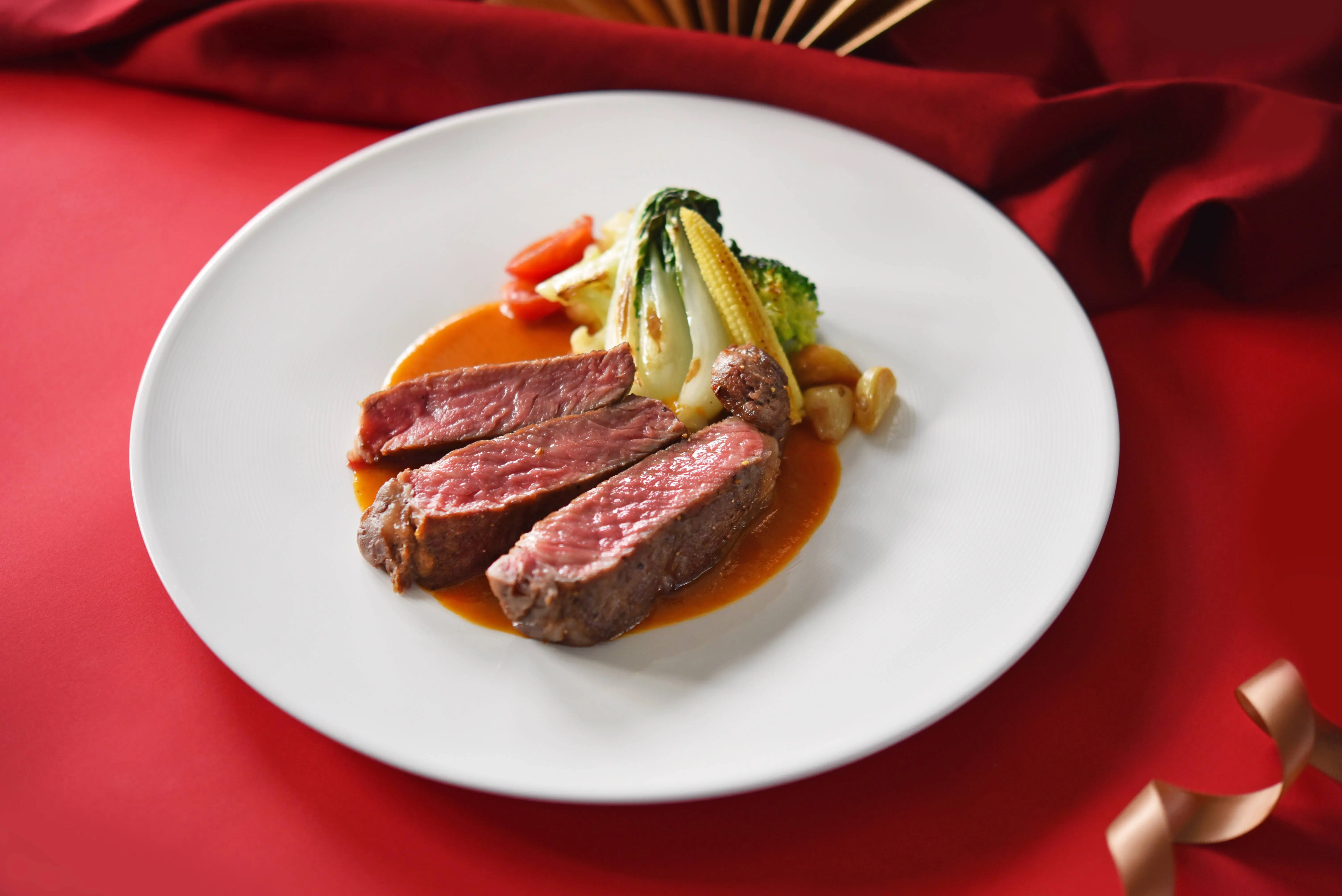 2025年菜推薦台中大毅老爺行旅zebra義式餐廳 爐烤美國prime級肋眼牛排