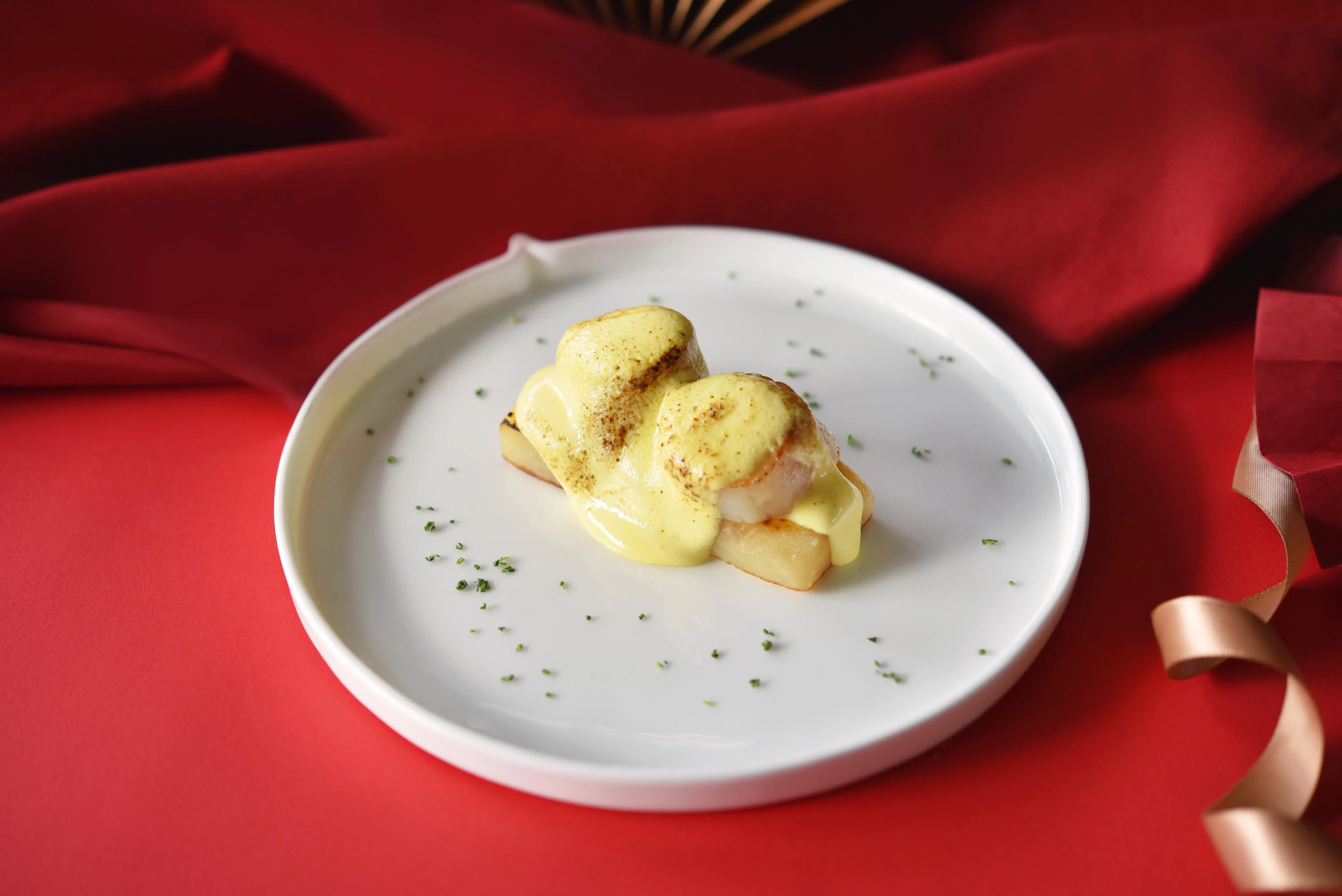 2025年菜推薦台中大毅老爺行旅zebra義式餐廳 嫩煎北海道鮮干貝沙巴雍