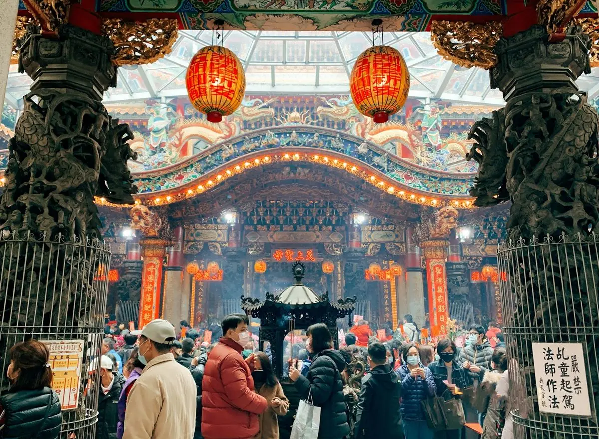 2025春節習俗 初一走春拜拜