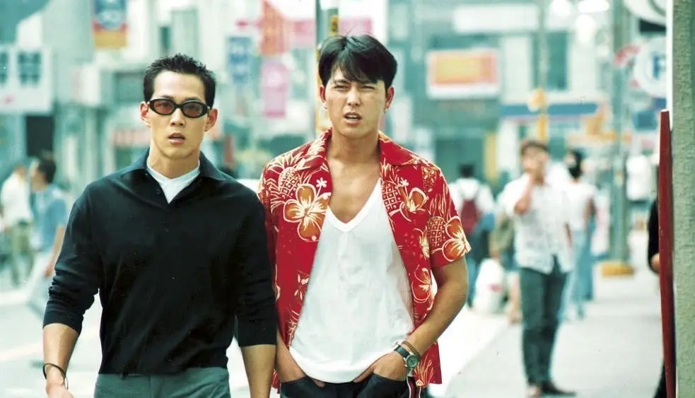 《魷魚遊戲》李政宰《魷魚遊戲2》netflix【李政宰ig】年僅26歲的李政宰憑《日出城市》榮獲第20屆青龍獎最佳電影男演員，成為韓國史上最年輕的青龍影帝。