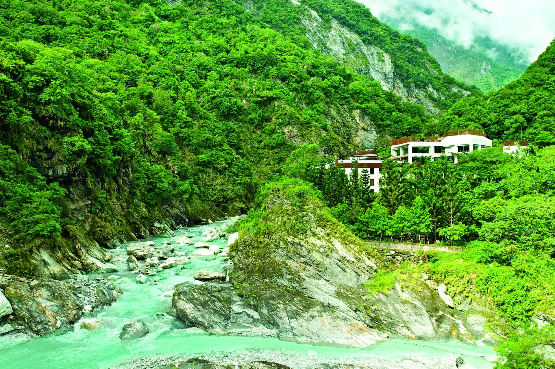 太魯閣晶英圖1 太魯閣晶英為坐落在國家公園內的山岳型五星度假酒店