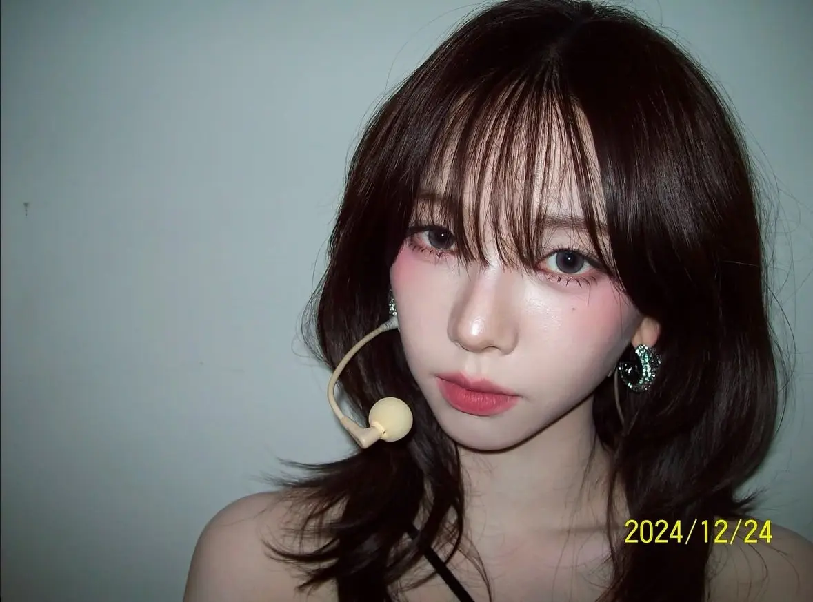 2025早春韓妝流行【ig Katarinabluu】微光感底妝：輕盈服貼，自然透亮不油膩