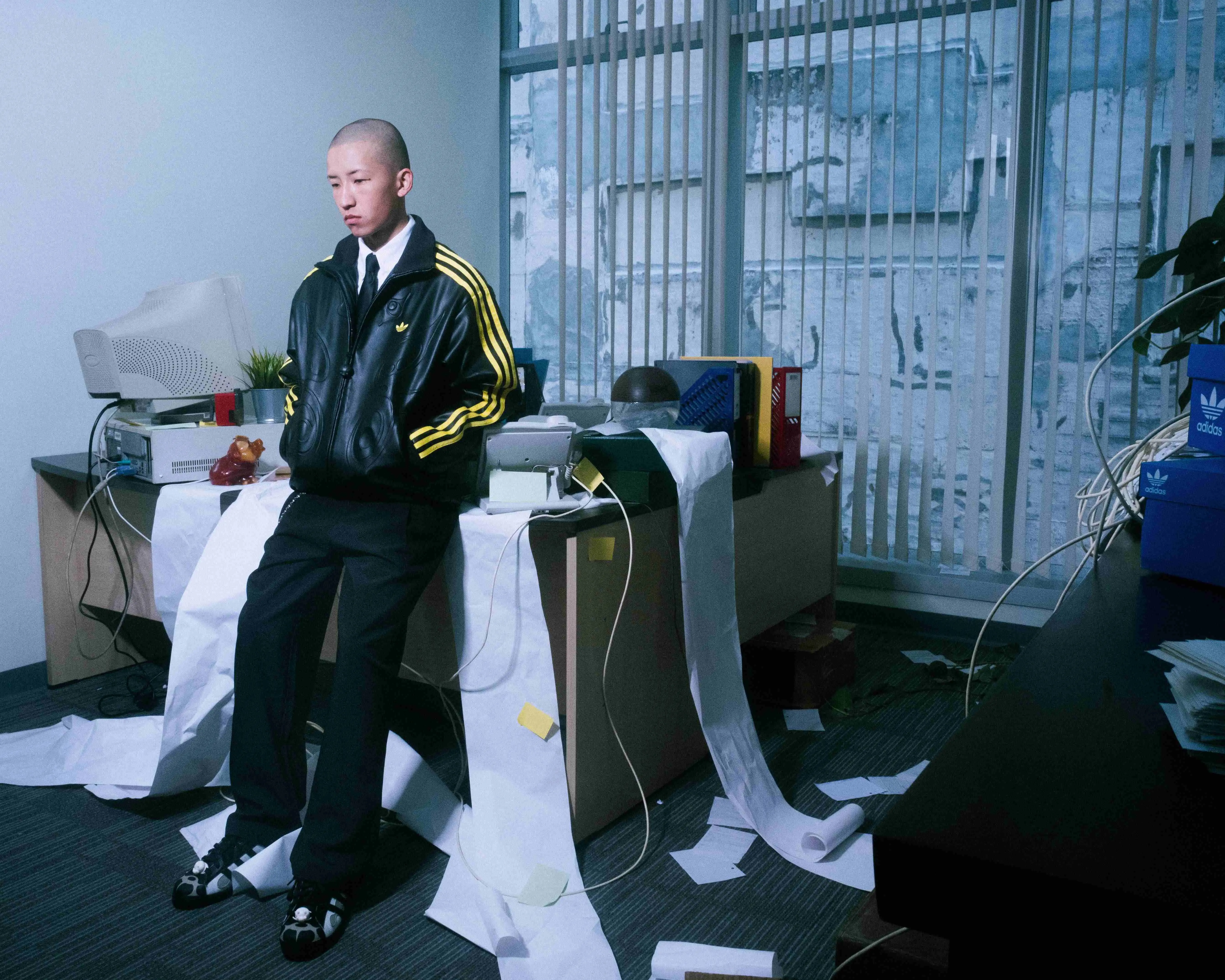 Adidas Originals 、全新 Offgod【adidas 】 Supertar 翻玩z世代美學 01