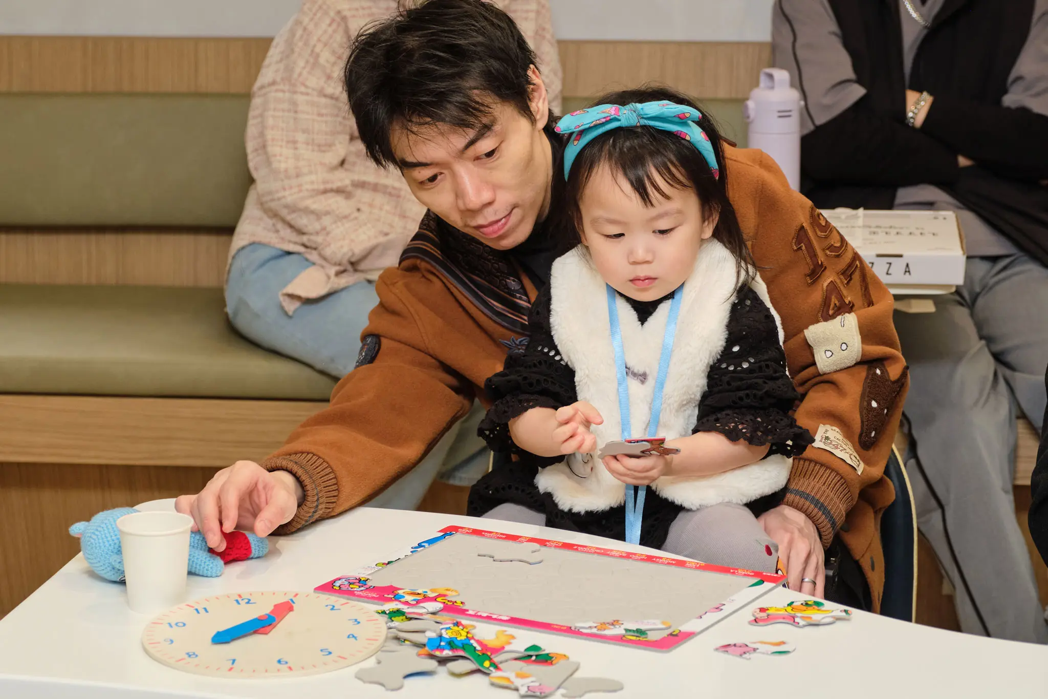 親子共讀推薦 粿粿繪本館粿粿繪本館引進美學早教課程，結合藝術、創意與語言發展，讓孩子在輕鬆愉快的環境中學習與成長。